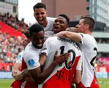 开云APP-包含转会期费耶诺德止住颓势：荷甲节点到来；气氛紧张；年轻球员得到机会的词条